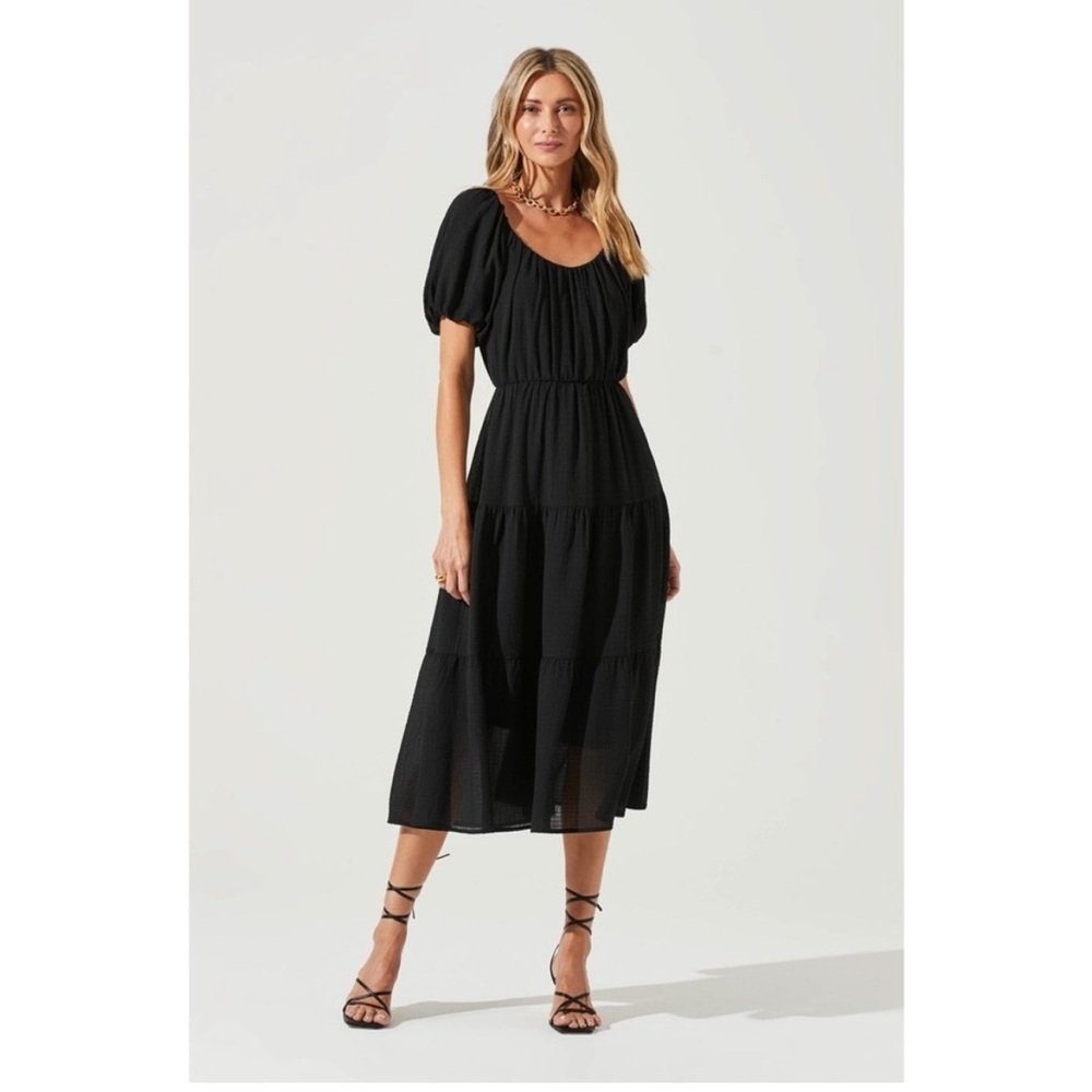 Astr Black Puff Sleeve Tiered Midi Dress